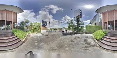 9/11 Cafe & Concept Store 3