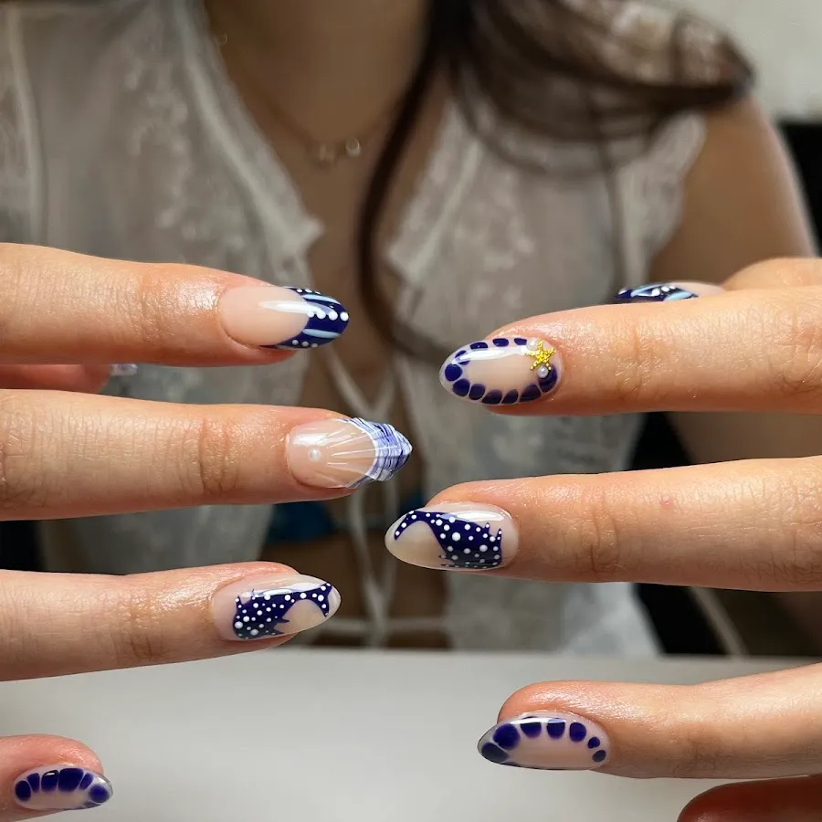 Beauté Bar - Nails & Lashes Salon 2