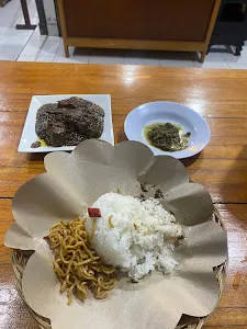 Warung Nona Efo Medan Jaya 2