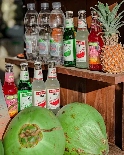 Naughty Pineapple Beach Bar & Sunset View 1