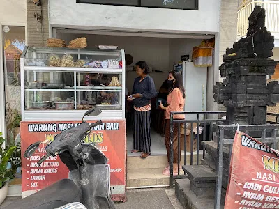 Men Oblos Ayam Betutu & Babi Guling 3