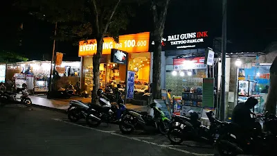 100 Store 4