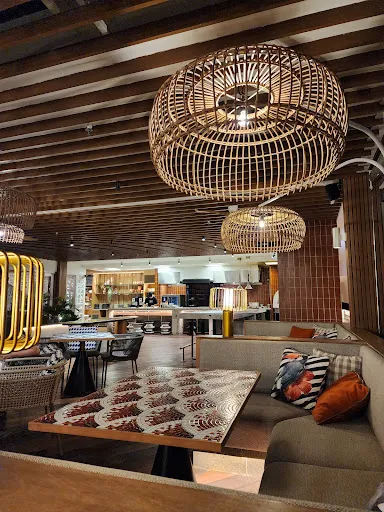 Afterglow Bar and Kitchen