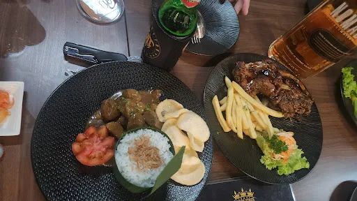 Three Kings Cafe Bali 3