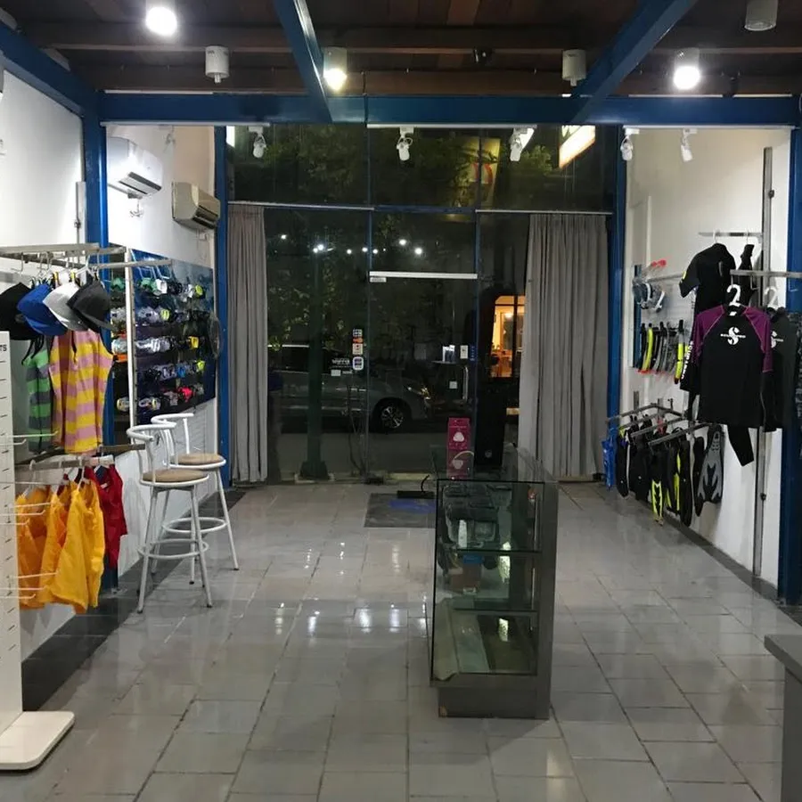 Kuta Dive Shop 4