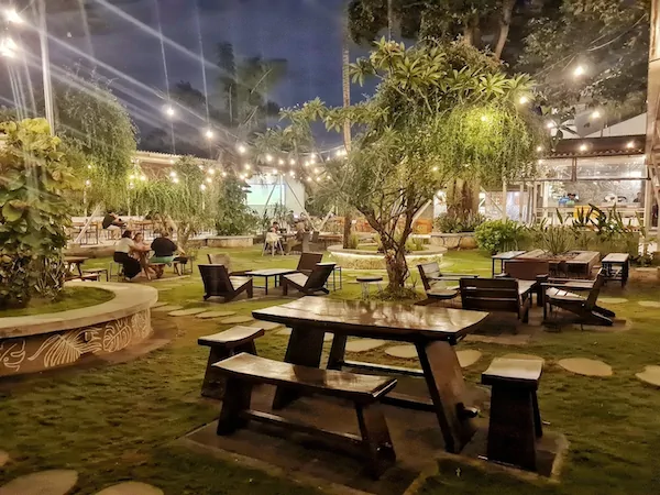 Mantra Coffee & Eatery 3