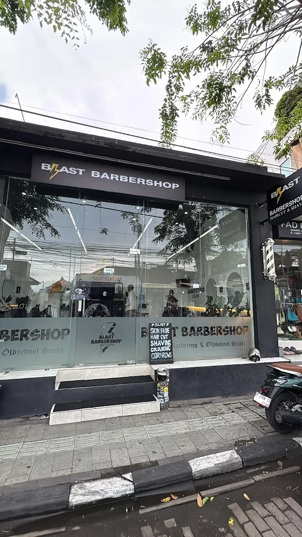 Men’s Lab Barber Studio Legian 4