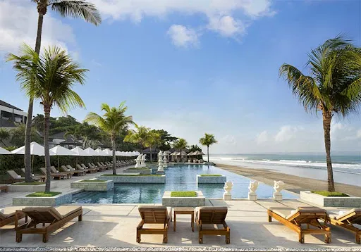 Infinity Beach Club 3