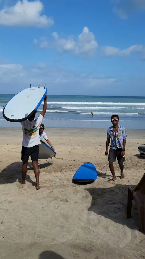 Rainbow Surf Lessons 1