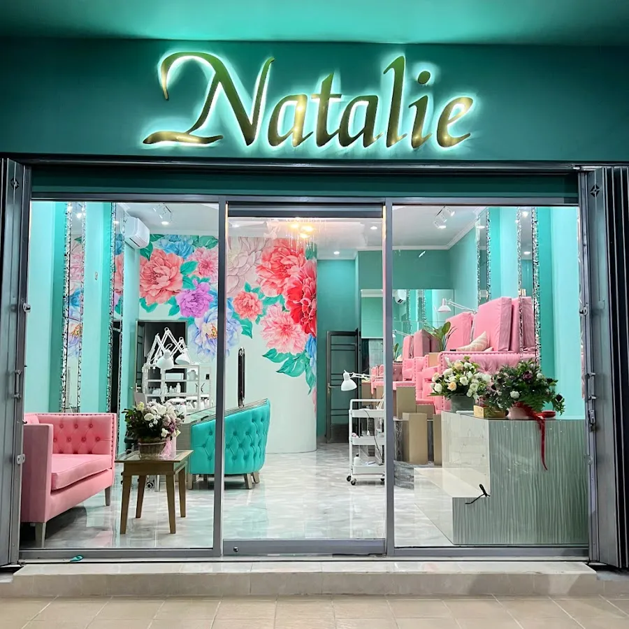Natalie Salon 3