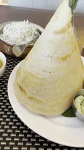 Ganesha ek Sanskriti Sunset Road (Traditional Indian Cuisine & Bar) 3