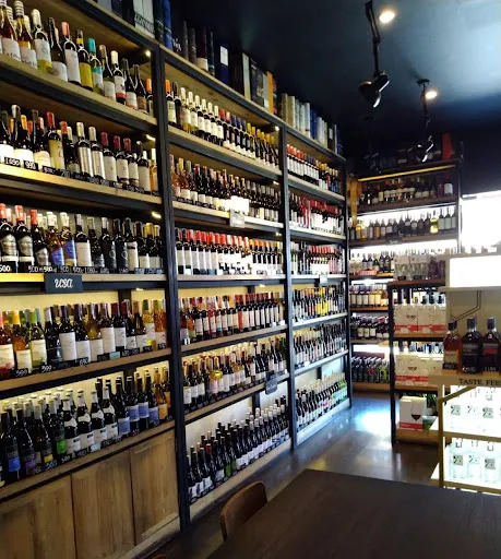 Red & White Bali Deli Seminyak 3