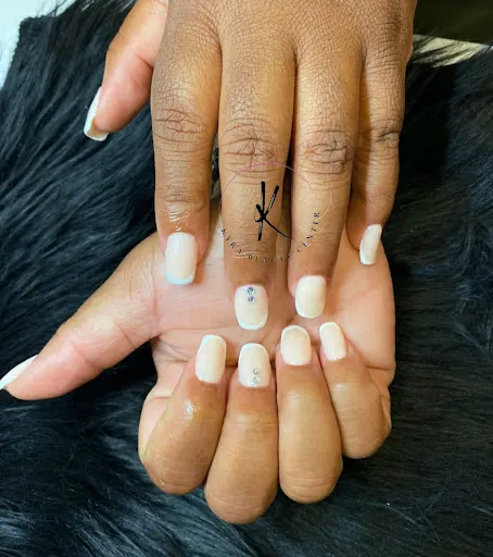 Kyra Beauty Salon Bali | Lashes | Nails | Waxing | Hair | Facial 3