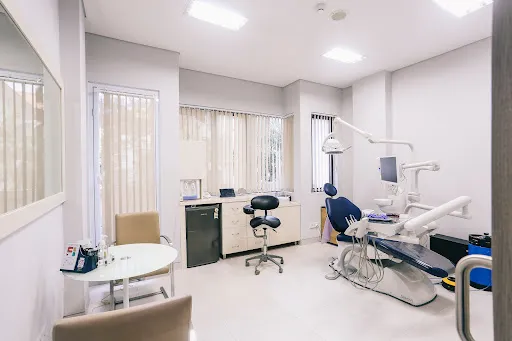 Rejuvie Dental Center Kuta 3