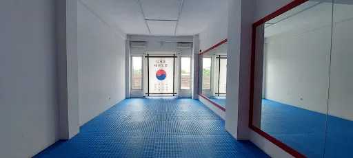 Rivas-JH Kim Taekwondo Bali 3