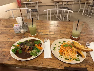 Ruby's Coffee and Kitchen 1