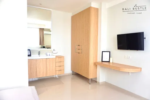 Bali Bustle Mertanadi Co-working and Co-living Space 4