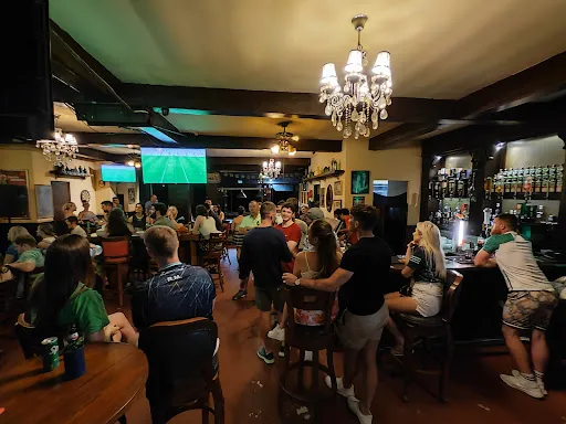 Rosey Murphy’s Irish Pub 1