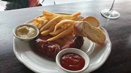 Rosey Murphy’s Irish Pub 2