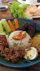 Pandan Kuring Restaurant MBG 1