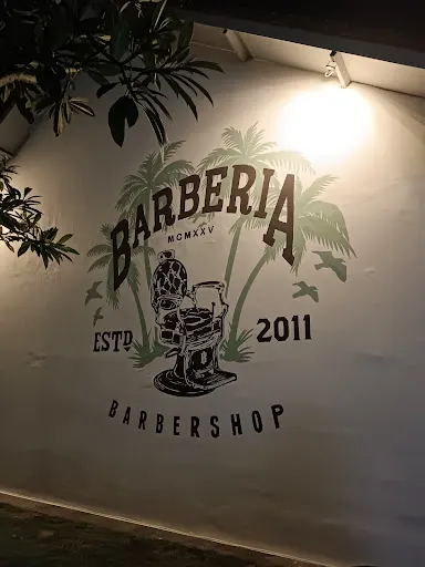 Barberia Pantai Berawa 4