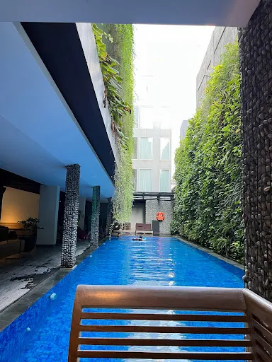 Daun Bali Seminyak Hotel 2