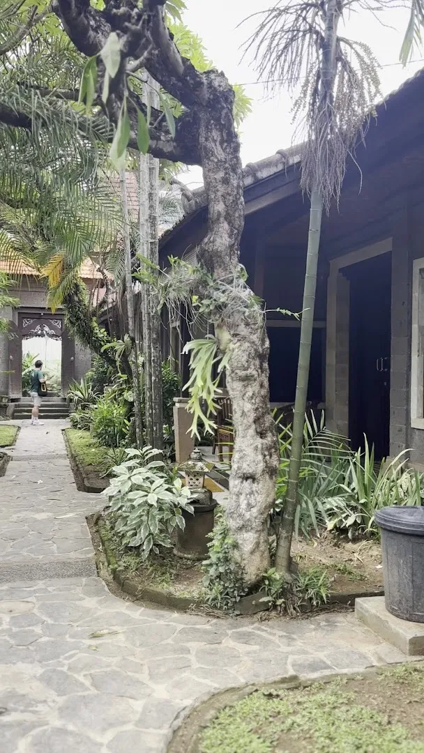 Putu Bali Villa & Spa 1