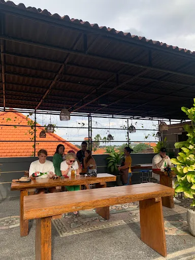 Neighbourhood Food 4