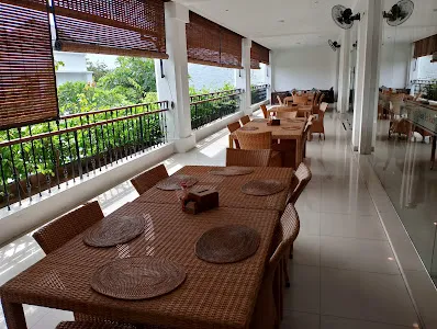 Bebek Tepi Sawah Restaurant 4