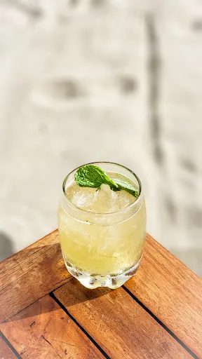 Darling Beach Bar 2