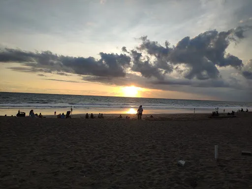 Pantai Batu Belig 1