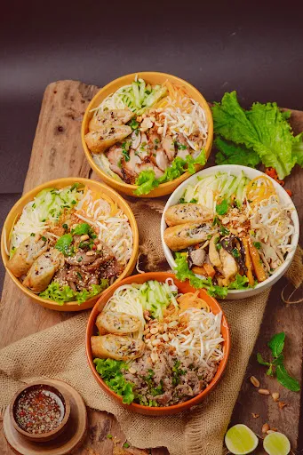 MeVui Kuta Beachfront 1