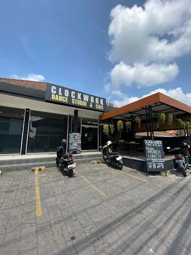 Clockwork Dance Studio & Cafe 4