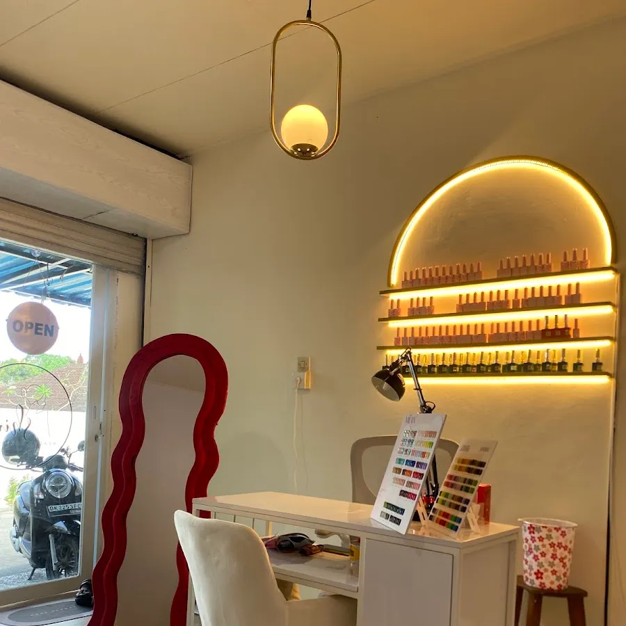 Shine Nail Art Studio Bali