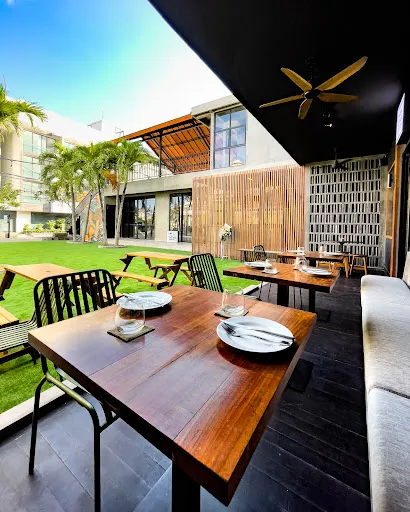 Amouage KEROBOKAN Russian & Arabic Food (‎مطعم امواج للمأكولات اليمنيه ‎والعربية) 3