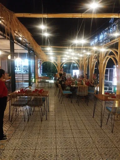 Indian Downtown Rooftop Resto Kuta