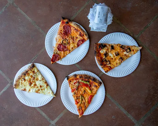 Tony's New York Pizza 3