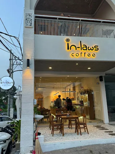 Inlaws Coffee Merta Nadi Kuta 1