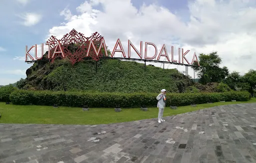 Bali Komplit Travel 2