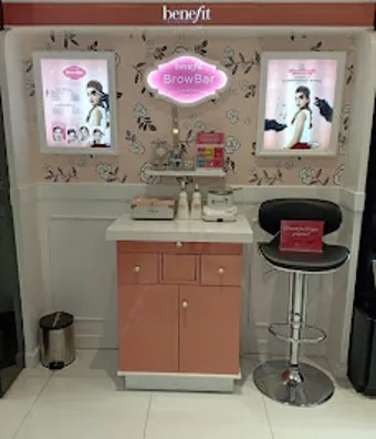 Benefit Cosmetics BrowBar 1