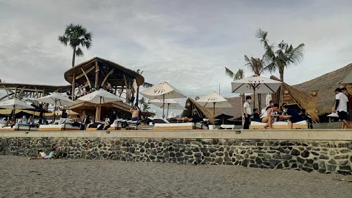 Pantai Berawa 3
