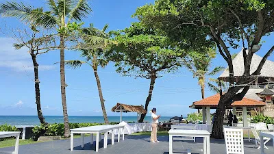 Legong Keraton Beach Hotel 3