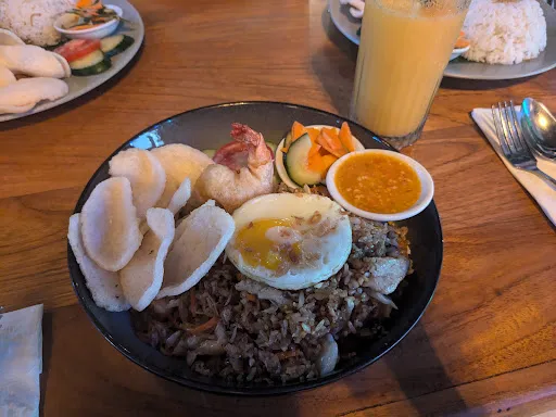 Ground Zero Kitchen 3