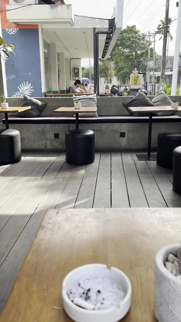 NOURISH WHOLEFOODS BERAWA 1