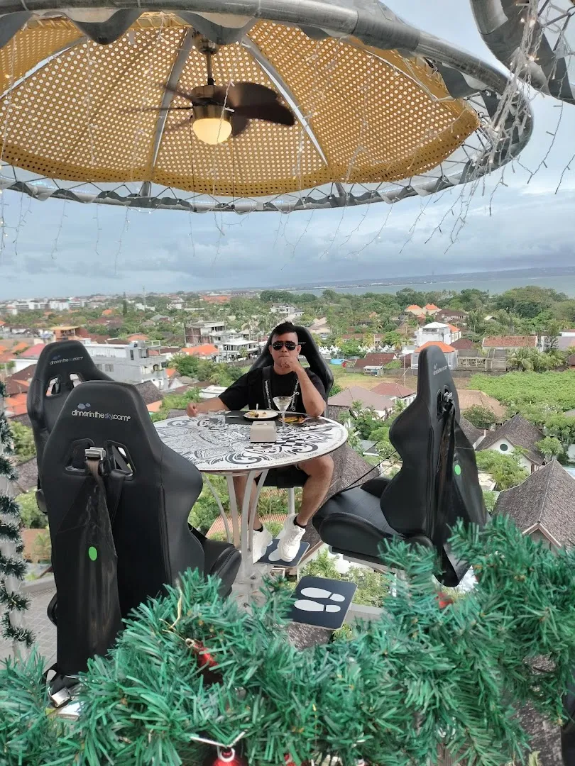Lounge in the Sky 4