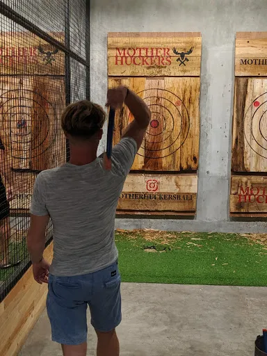 Mother Huckers Axe Club 2