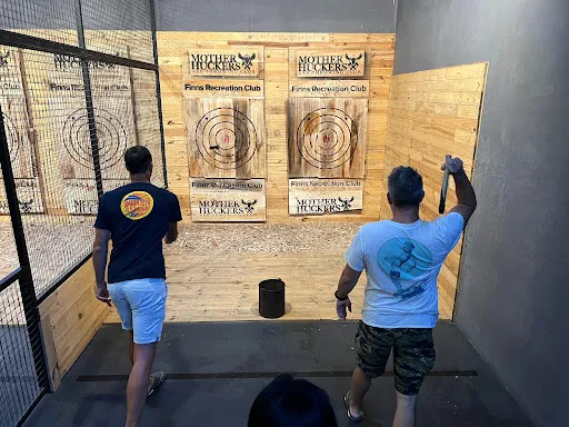 Mother Huckers Axe Club 4