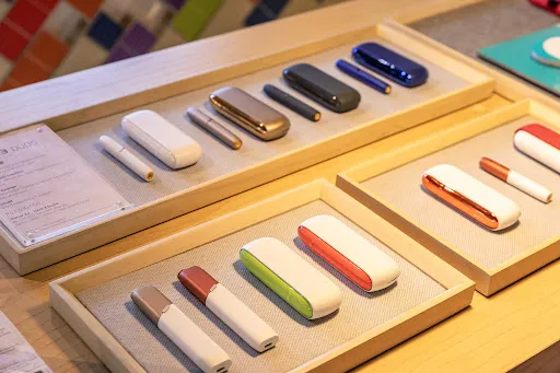 IQOS Store Beach Walk 3