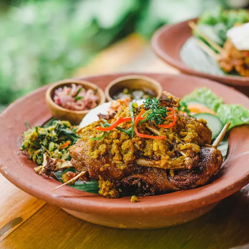 MOSON BALI VILLA & EATERY 3