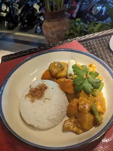 Pulu Bar and Grill 1